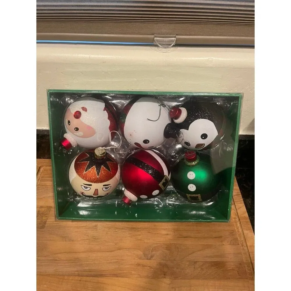 Boxed CG Hunter 6 Shatter Resistant Ornaments